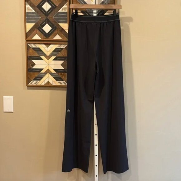 ALO Yoga Black Wide-Leg Pants - Picture 6 of 7
